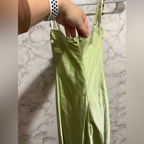 Princess Polly Kenzie Maxi Green Floral Dress 2 - Picture 8 of 13